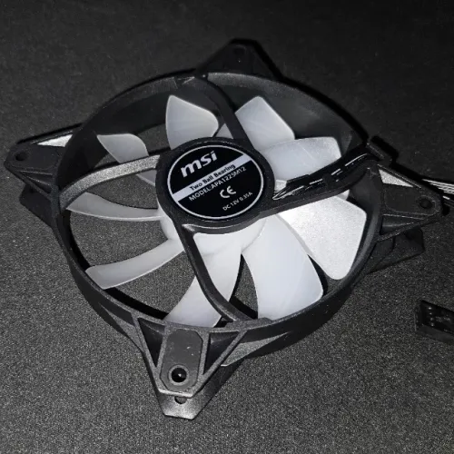 Fans ARGB 120mm - 1500-2500 RPM - Kit com 3 - Water Cooler MSI MAG Coreliquid 