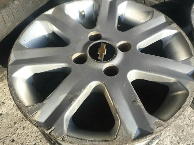 Roda aro 14 GM Vectra Elite Prata Corsa 4X100 usado