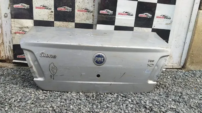 Tampa Traseira Fiat Siena 2007 Prata