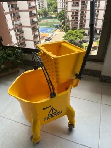 Balde de limpeza Profissional para esfregão de