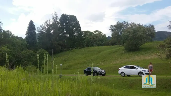 TERRENO Á VENDA EM SANTANA DE PARNAÍBA - SP