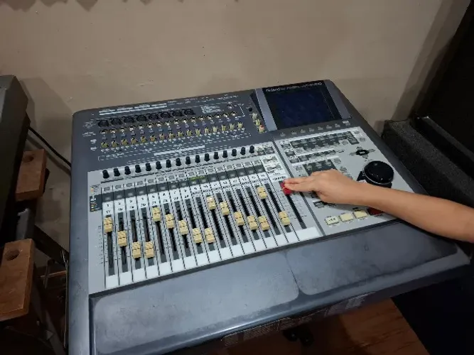 Mesa de som Digital Roland VS-2480 VS 2480