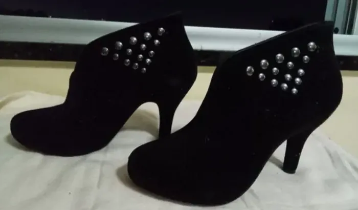 Bota Melissa Ashanti Flocada com Tachinhas Tam 35