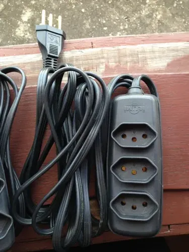 Régua Extensão Filtro de Linha Ilumi 5 metros 3 tomadas padrão brasil