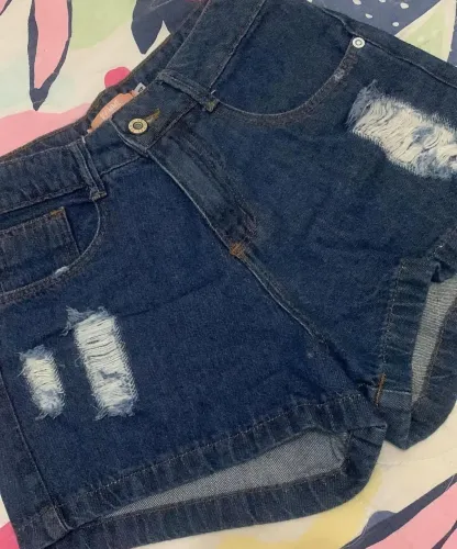 Short jeans