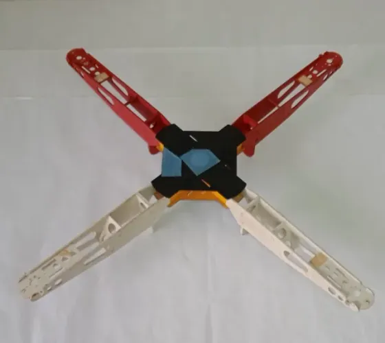 Frame de Madeira para Drone Quadricóptero  55cm