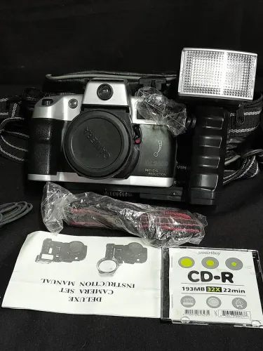 Câmera DL2000 com Flash e Acessórios - Completa!