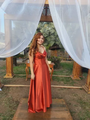 Vestido Longo Terracota Elegante