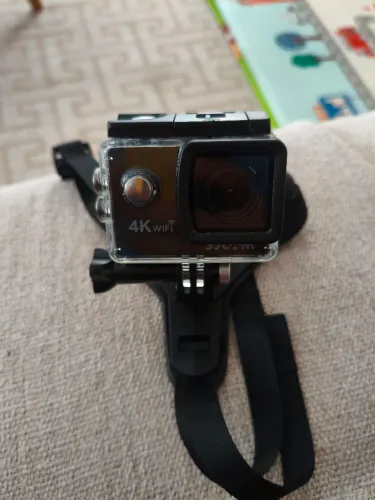 Vende se câmera nova na caixa com acessórios completa 