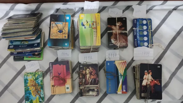 Cartões telefônicos antigos