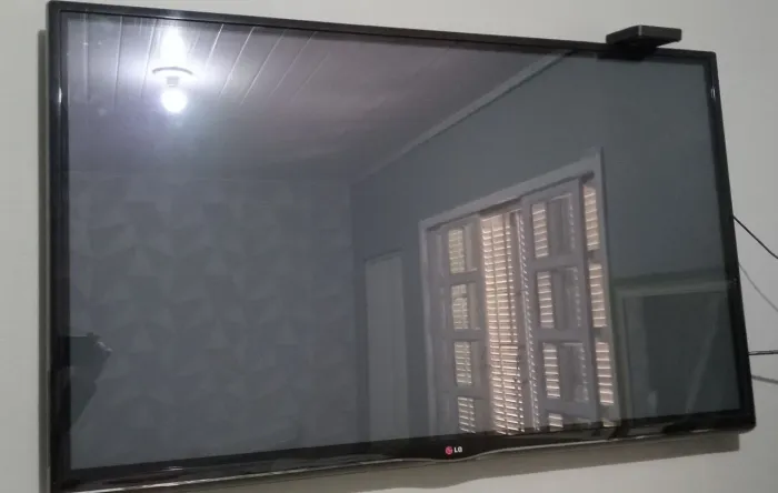 TV LG 50"