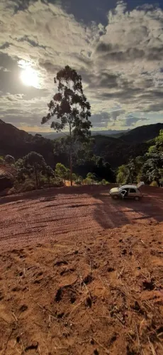 Vendo ou troco por carro  até o valor ,ou abaixo com volta.