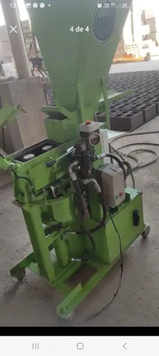 maquina de tijolo hidráulica nova