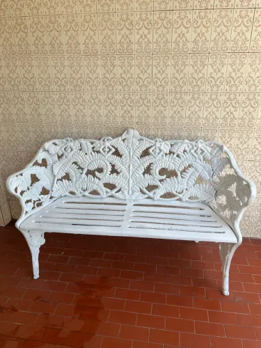 Conjunto cadeira de Ferro