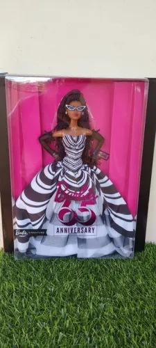Barbie aniversário de 65 anos