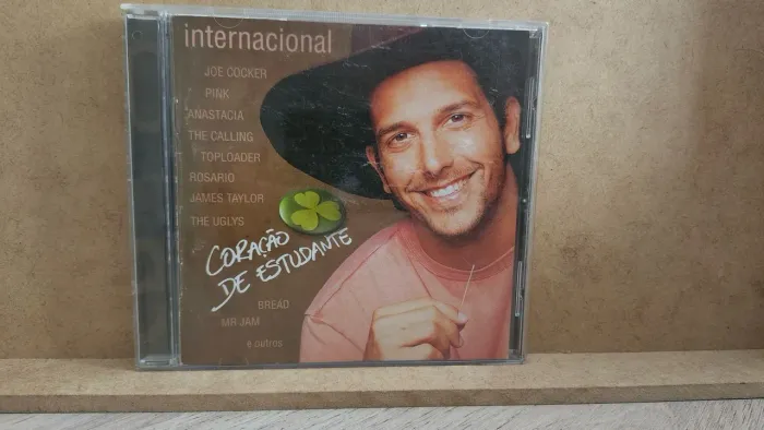 CD Internacional - Coração de Estudante