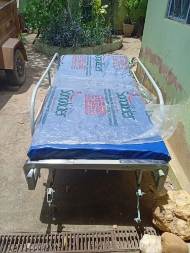Cama hospitalar manual usada 