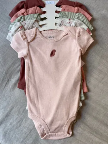 Kit body Carters 24 meses novos