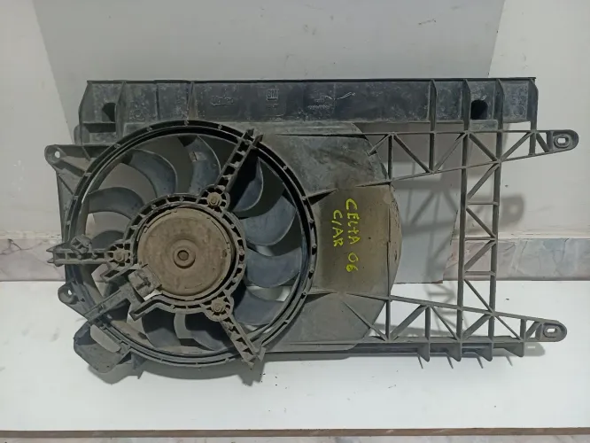 Ventoinha GM Celta Corsa com ar 00 01 02 03 04 05 06 eletro ventilador Celta Corsa 