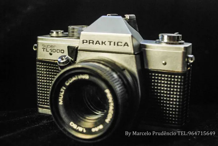 Câmera Analógica Praktica Super TL1000