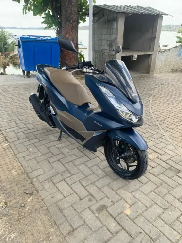 Pcx Dlx 2024 novíssima vendo/troco 