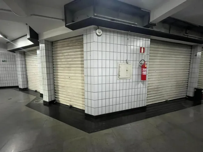 Lojas para venda com 64 metros quadrados totais em Barro Preto - Belo Horizonte - MG