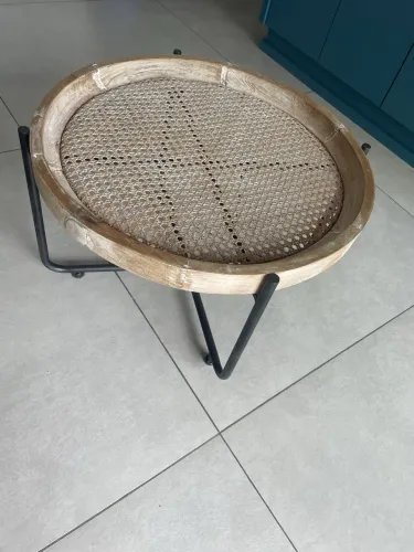 Mesa de canto-centro