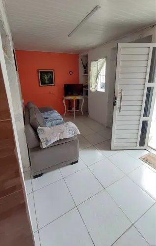 VENDO NO DISTRITO (D)