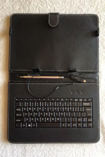 Capa para Tablet com Teclado