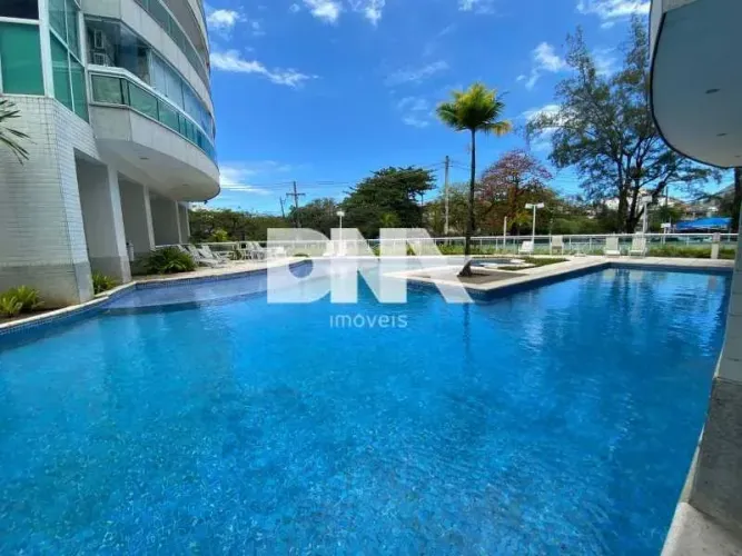 Apartamento : / Residencial / Recreio dos Bandeirantes