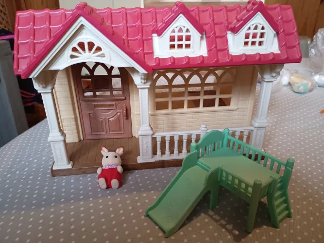 Sylvanian Families Casa Doce Framboesa Original 