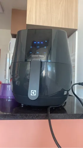 Airfryer Eletrolux 3,2L Rita Lobo digital