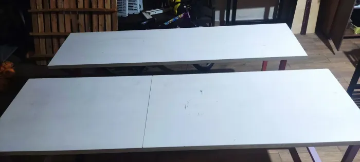 Mesa com 2 metros de largura 60cm de profundidade x 70 cm de altura =250,00 