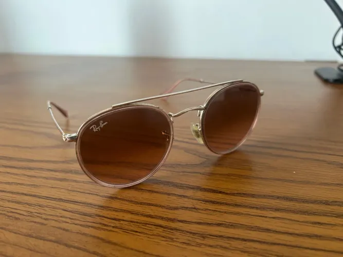 Óculos de sol rayban rosa 