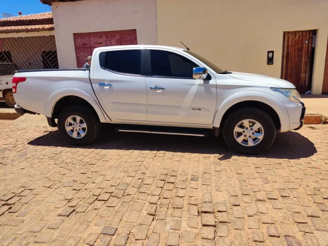 Mitsubishi L200 Triton Sport HPE 2.4 CD Diesel Aut. 2018