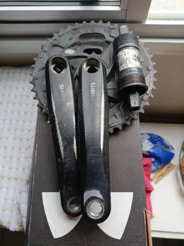 Pedivela Shimano Altus 3v FC-M371