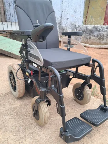 Negócio cadeira de rodas elétrica (aceito proposta) 