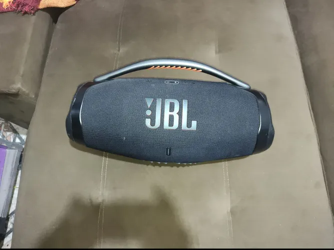 JBL boombox 3
