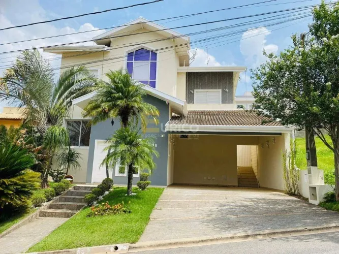 Casa a venda no Condomínio Paturis em Vinhedo