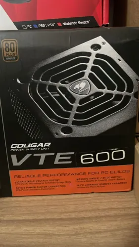 Fonte Cougar VTE 600W, 80 Plus Bronze, PFC Ativo ( USADA )