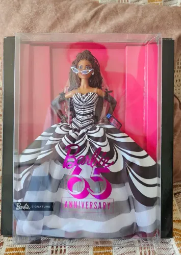 Barbie colecionadores 65 anos