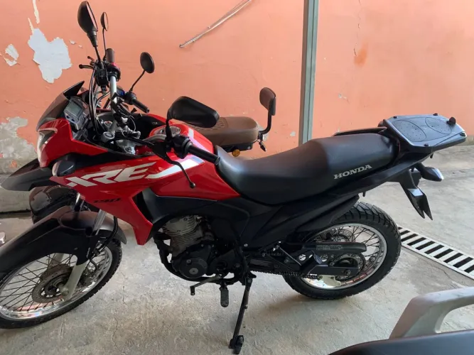 Vendo XRE 190 único dono 