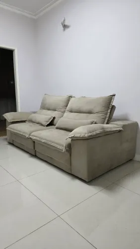 Sofá retrátil