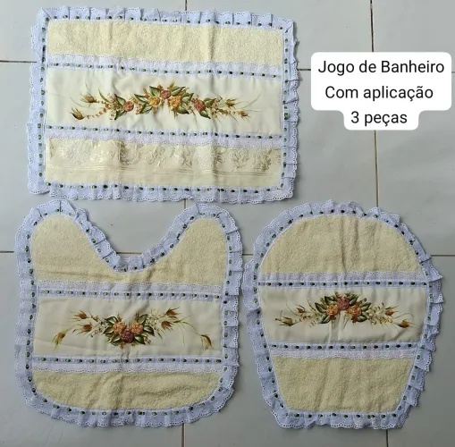 Kit tapete com aplique de fitas - 3 peças