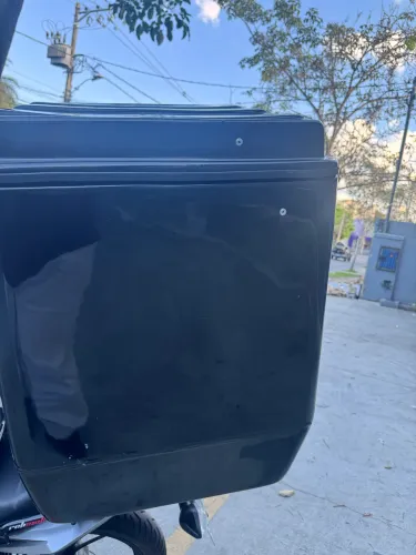 Vendo Baú de fibra 140 LT