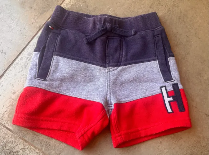 Short infantil 2-3 anos Tommy Hilfiger original
