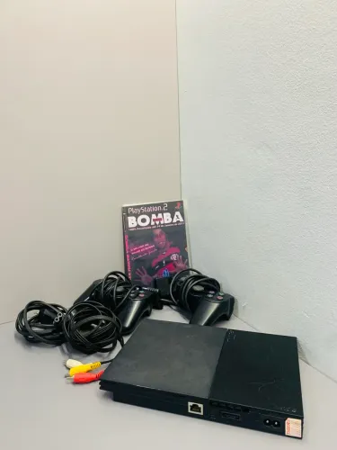 PlayStation 2 Slim Completo + 2 Controles + Jogo