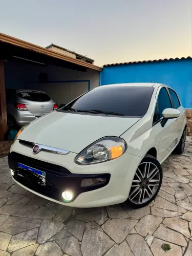 Fiat Punto Attractive Italia 1.4 F.flex 8V 5P 2015