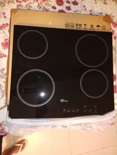 Fogão Cooktop Fischer  indução  novo tem um lascadinho no  vidro cerâmica touch 