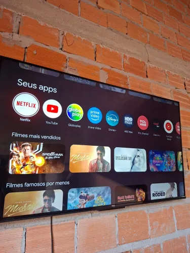 TV TCL Smart 43" - Ótimo Estado - R$ 700
